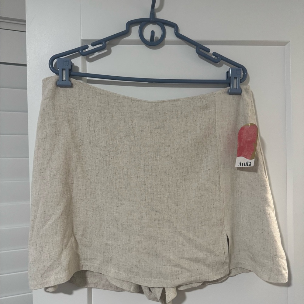 ARULA Cream Linen Women's Skort